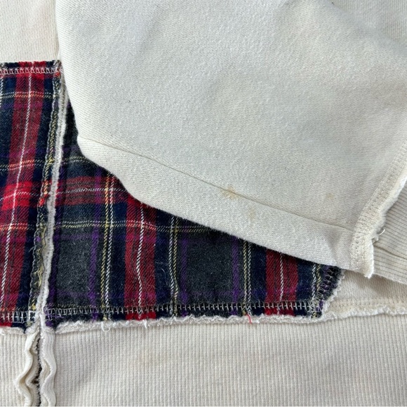 Walt Disney World 40th Anniversary Cream Hoodie with Mickey Black/Red Accents - Picture 5 of 16